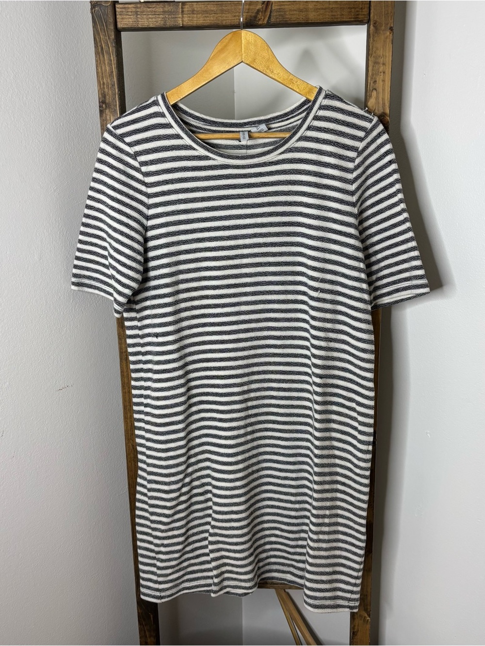 Pharaphrase Striped Short Sleeve Terry Cloth Dress - Gray & White Size S
